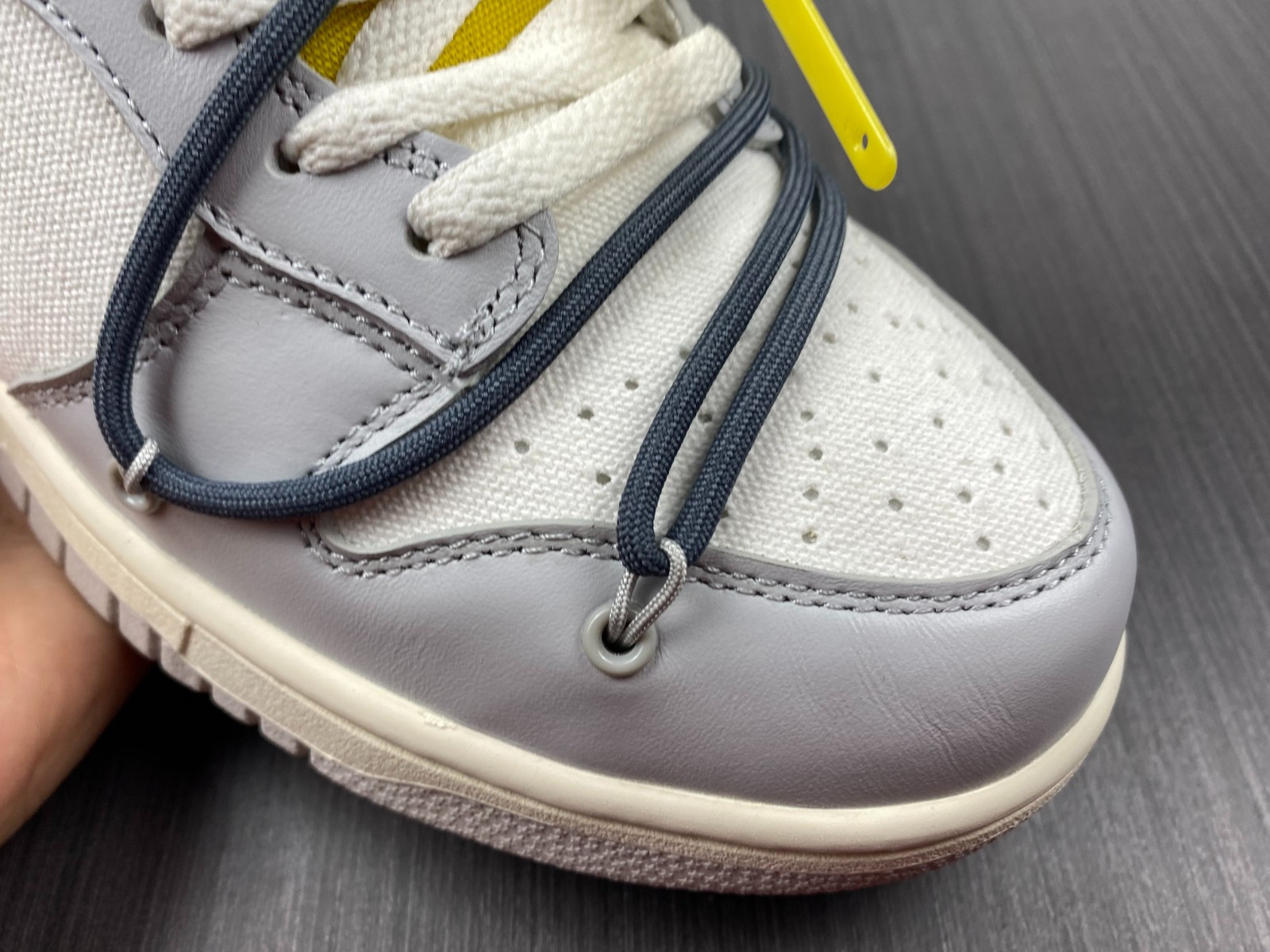 NIKE DUNK LOW OW LOT 41 OF 50 DM1602-105