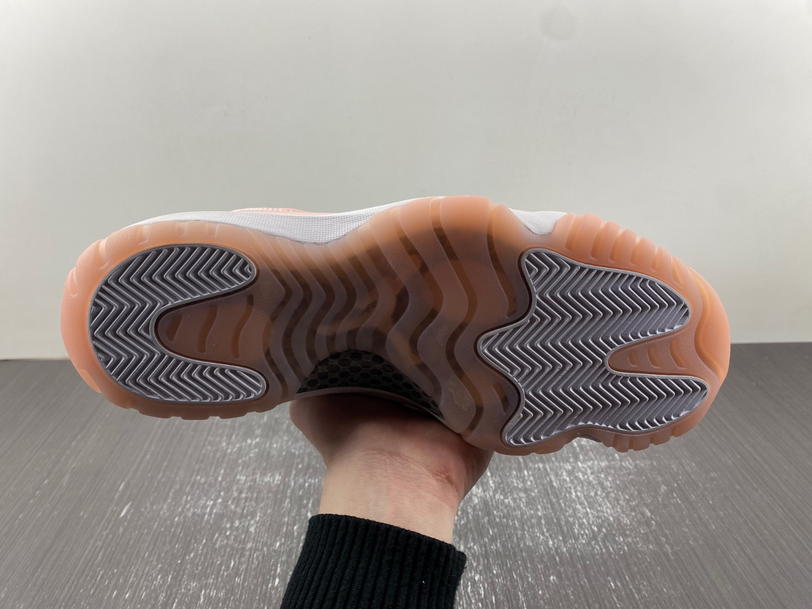 Air Jordan 11 Low Legend Pink AH7860-160