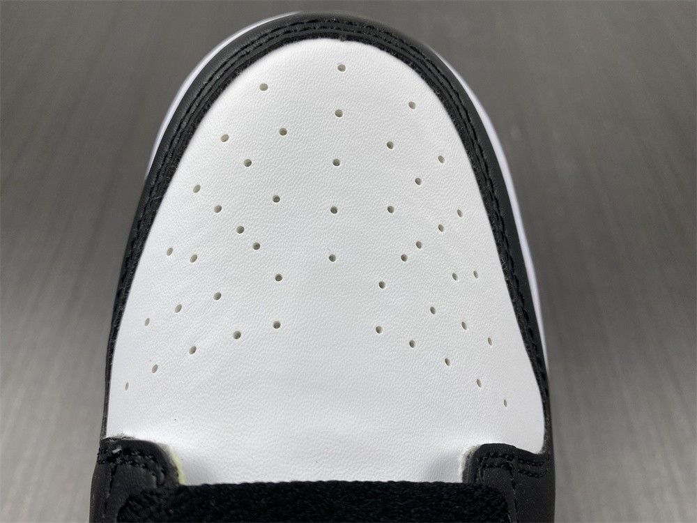 NIKE DUNK LOW NEXT NATURE ‘WHITE/BLACK’ DD1873-102