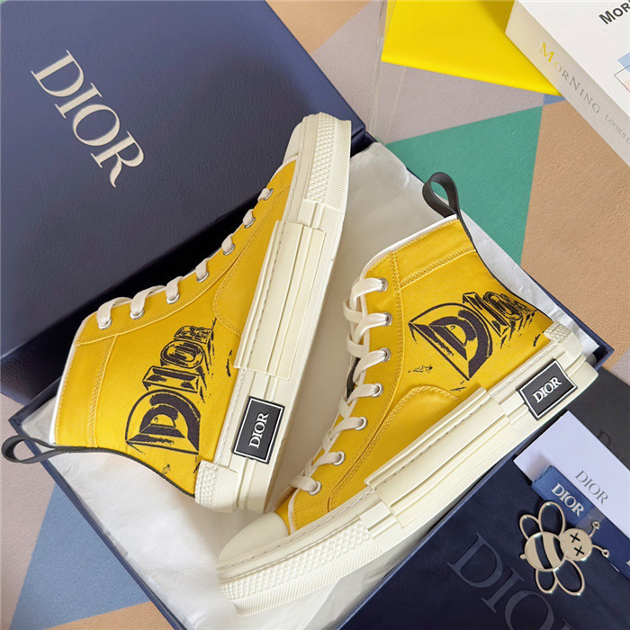 D B23 HIGH-TOP SNEAKERS
