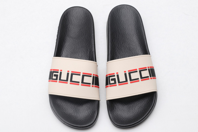 GUC LEATHER SLIDE