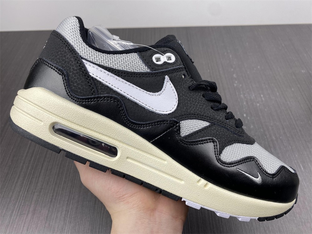Nike Air Max 1 Patta Waves Black (with Bracelet) DQ0299-001