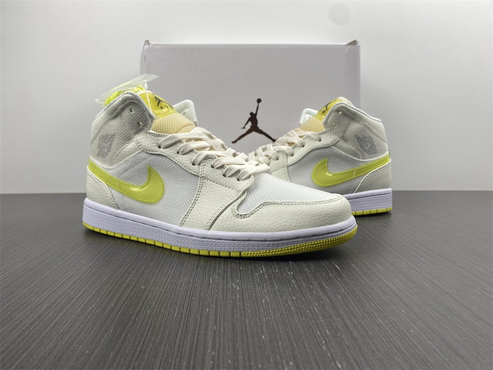 AIR JORDAN 1 MID SE VOLTAGE YELLOW DB2822-107