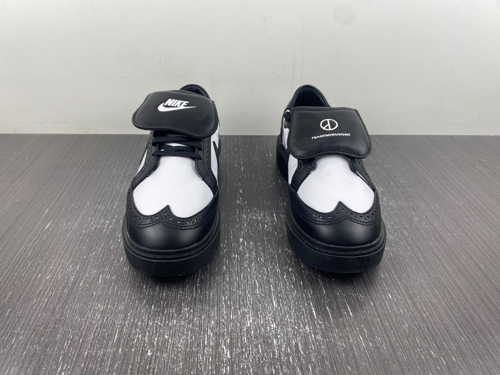 G-Dragon x Nike Kwondo 1 "Panda" DH2482-101