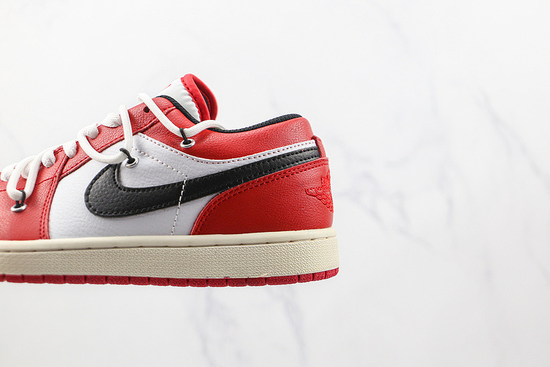 Air Jordan 1 Low Chicago 553558-208