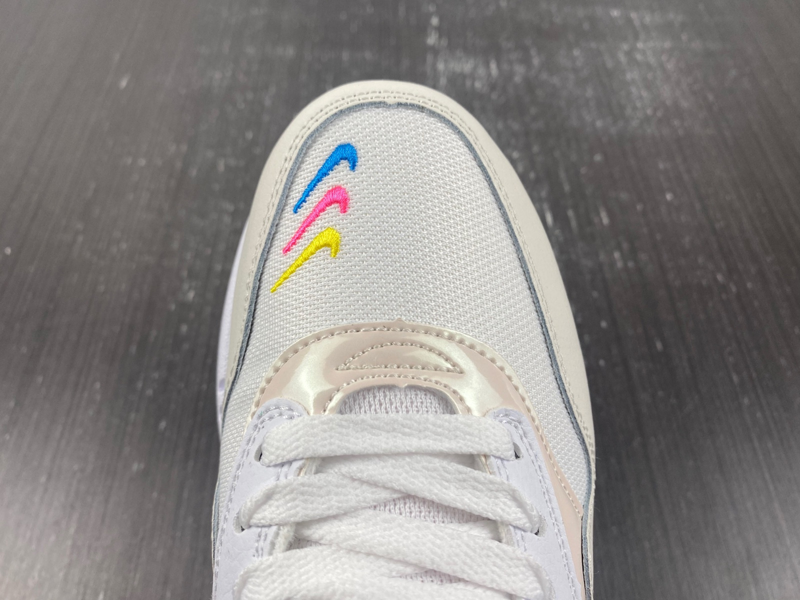 Nike Air Max 1 "Unlock Your Space" FN0608-101