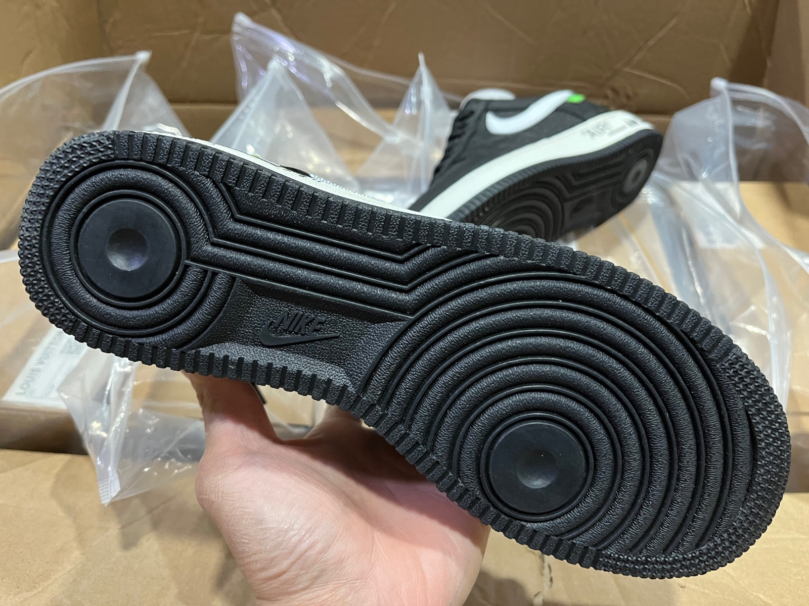 NIKE AIR FORCE 1 LOW BY VIRGIL ABLOH