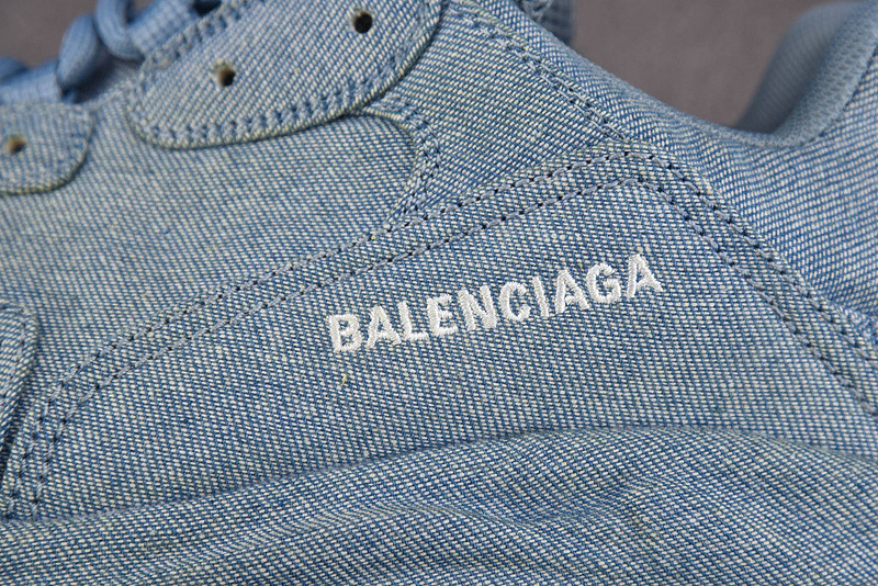 Ba*len*cia*ga triple s 536737 w2den4 0000