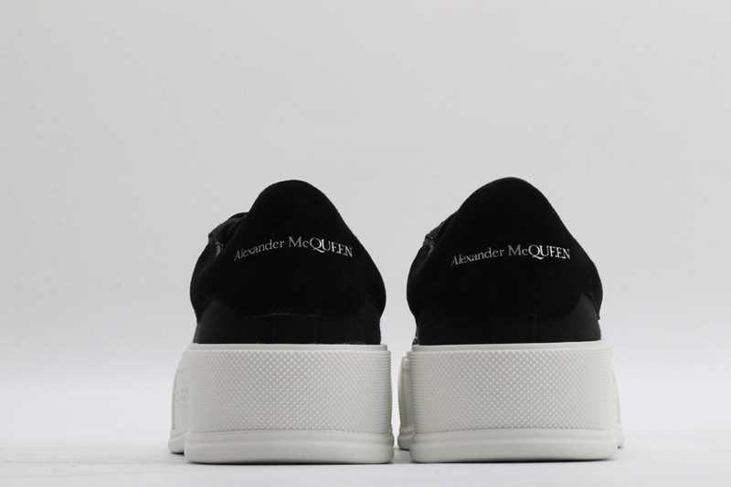 ALEXANDER MCQUEEN SNEAKER