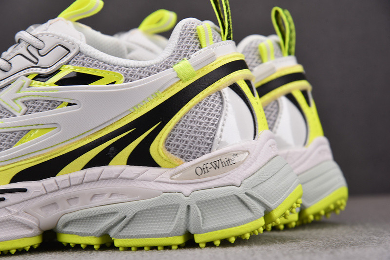 Off-White c/o Virgil Abloh