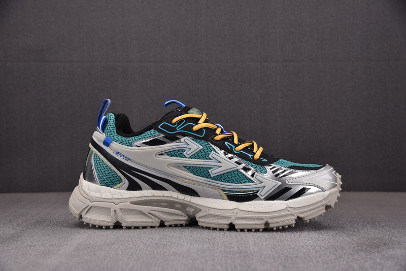 Off-White c/o Virgil Abloh