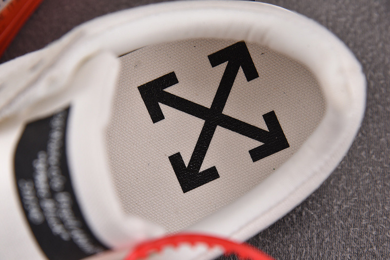 Off-White Vulc Low Top White