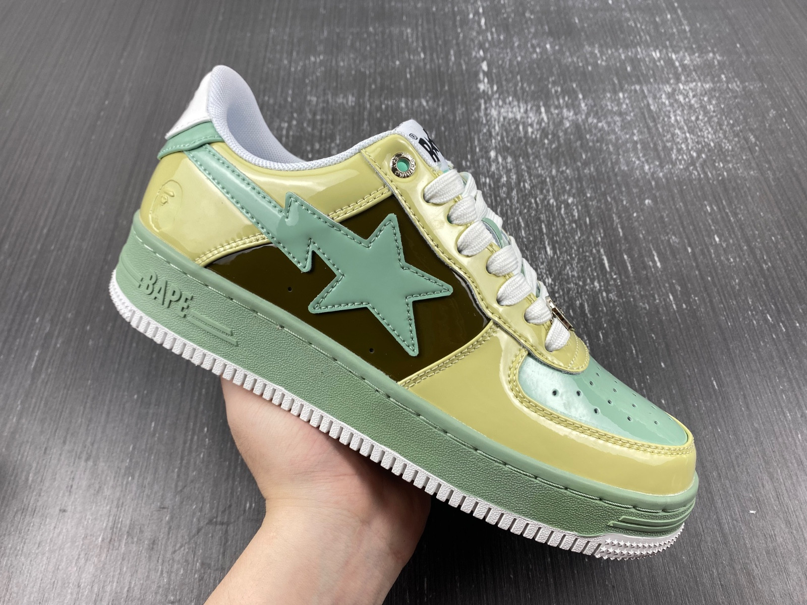 BAPE SNEAKERS