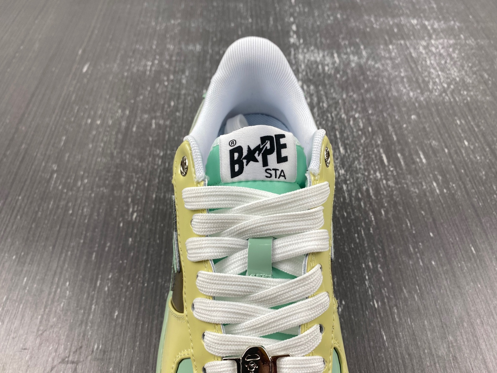 BAPE SNEAKERS