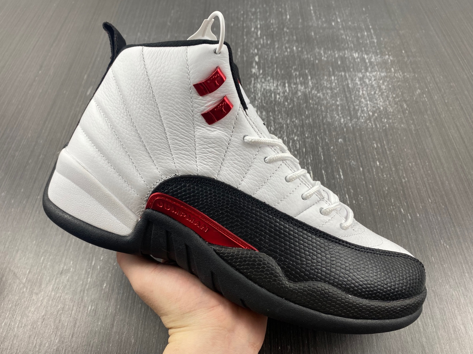Air Jordan 12 Red Taxi CT8013-162