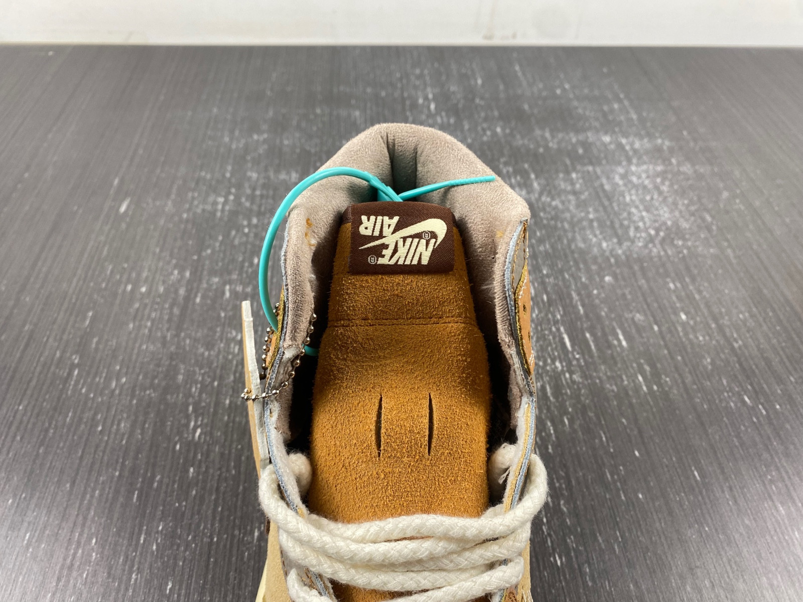 Jordan 1 generation High Bang series voodoo doll DZ7292-100