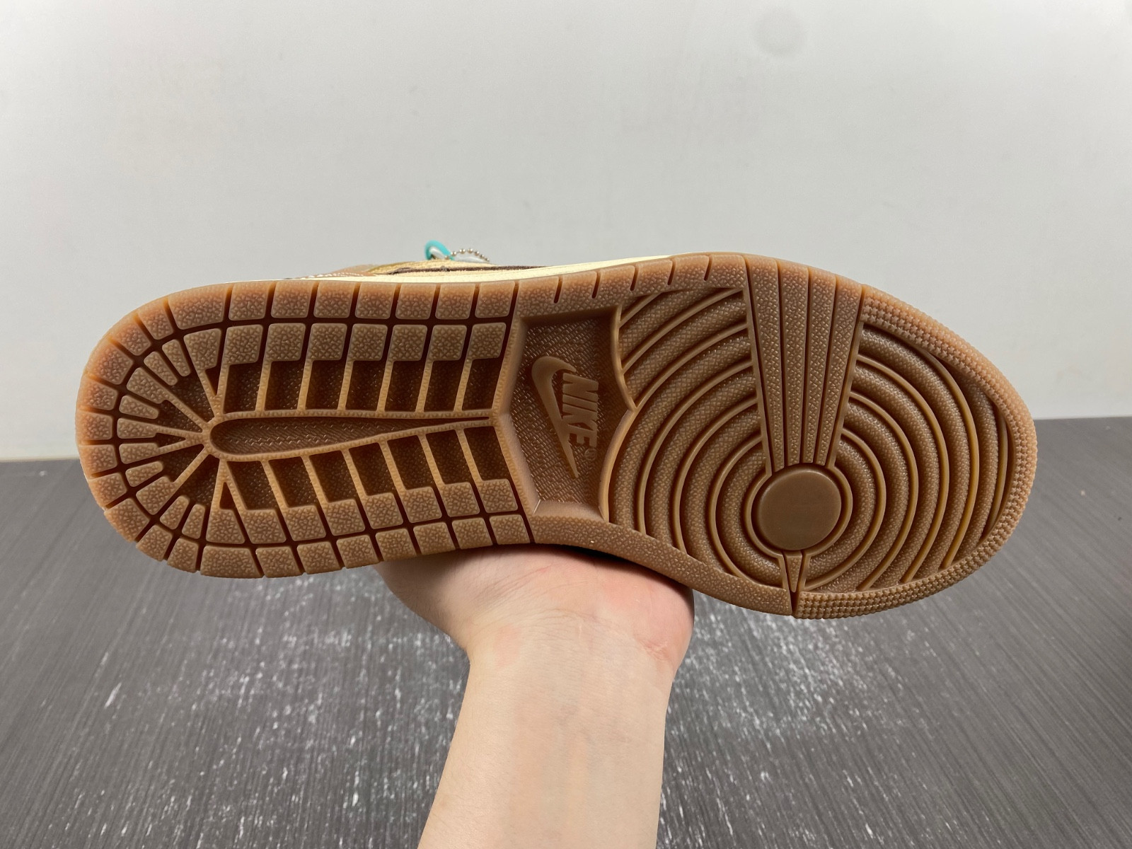 Jordan 1 generation High Bang series voodoo doll DZ7292-100