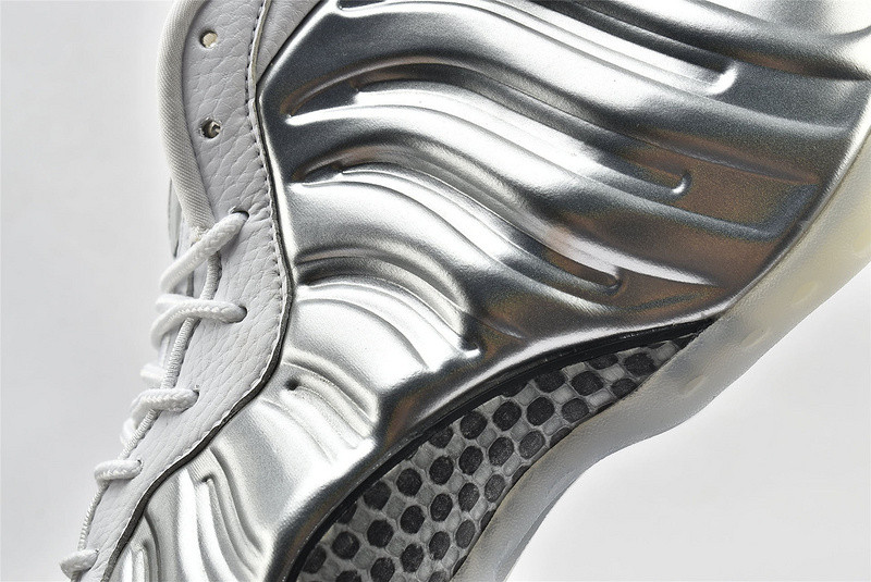nike air foamposite one Ch*0me white aa3963-100