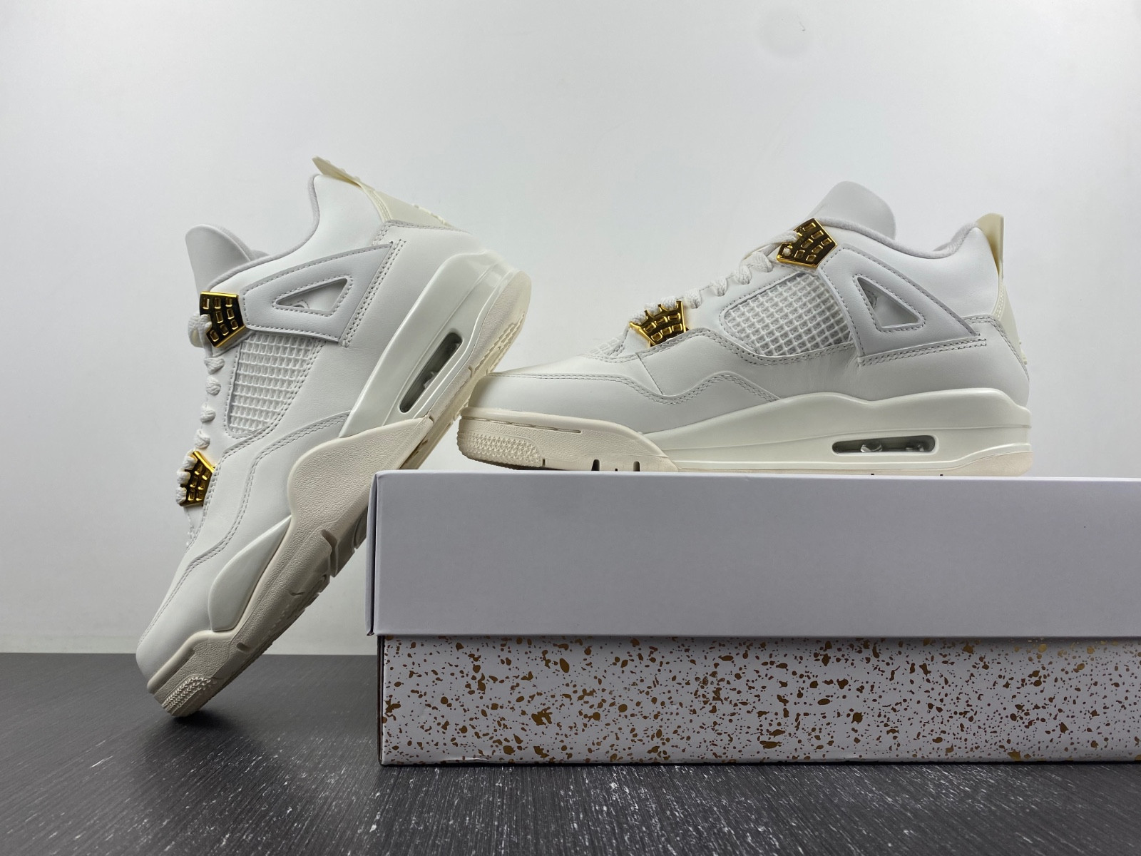 Air Jordan 4 Retro "Sail" AQ9129-170