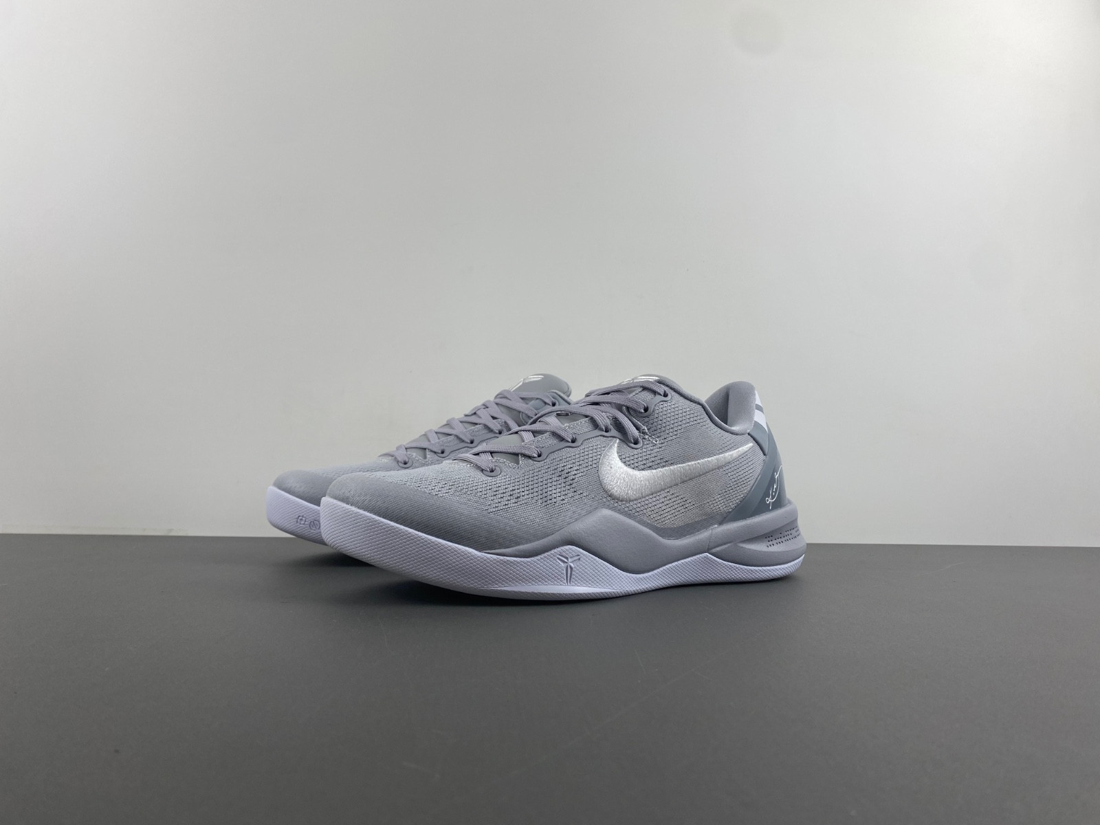 NIKE KOBE 8 PROTRO “WOLF GREY” HF9550-002