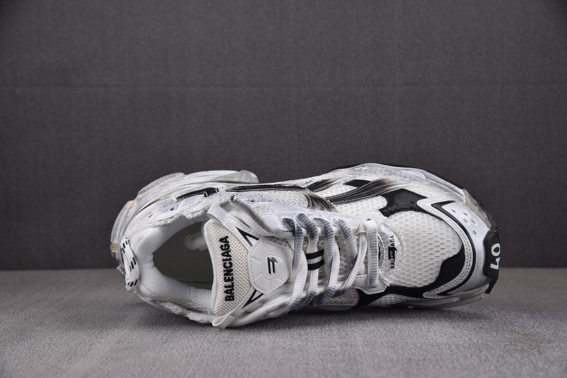 Ba*len*cia*ga runner 772774-wrung-9010