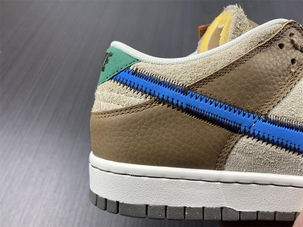 NIKE DUNK LOW DARK DRIFTWOOD DO6712-200