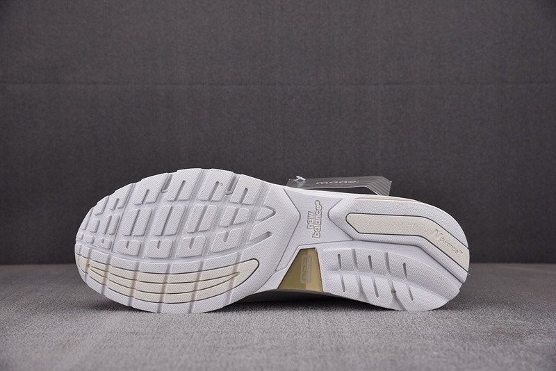 New Balance M992NC White Silver