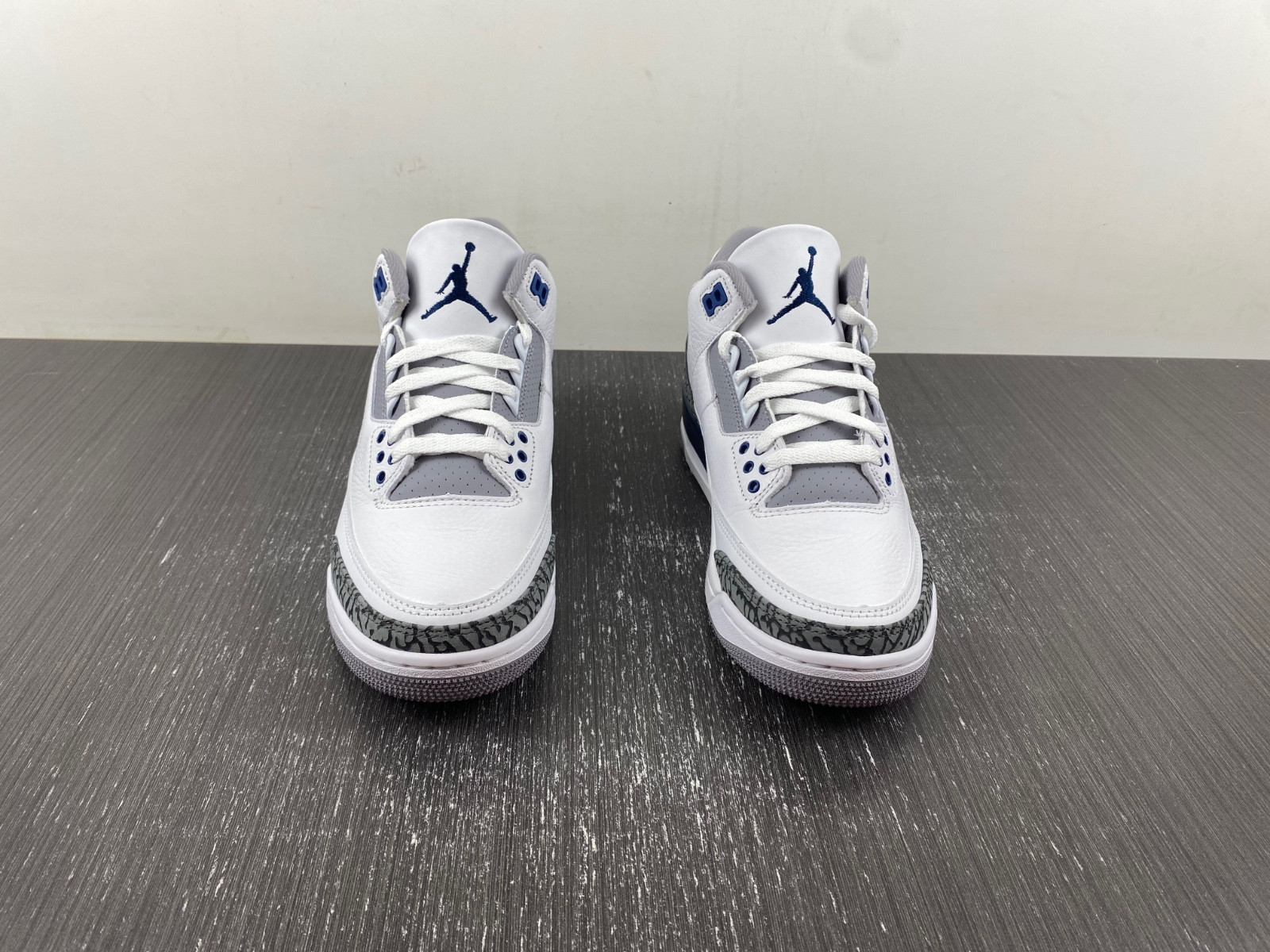 Air Jordan 3 "Midnight Navy" CT8532-140