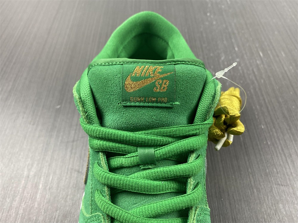 Nike SB Dunk Low Pro St. Patrick
