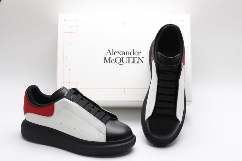 ALEXANDER MCQUEEN SNEAKER