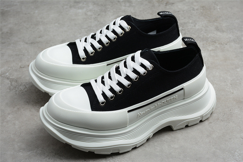 ALEXANDER MCQUEEN SNEAKER