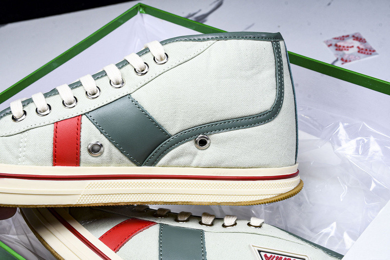 BOTTEGA VENETA Eliot Sneaker