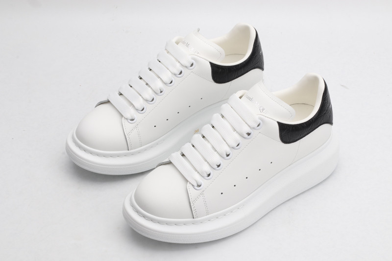 ALEXANDER MCQUEEN SNEAKER