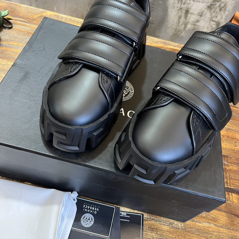 VERSACE SNEAKER