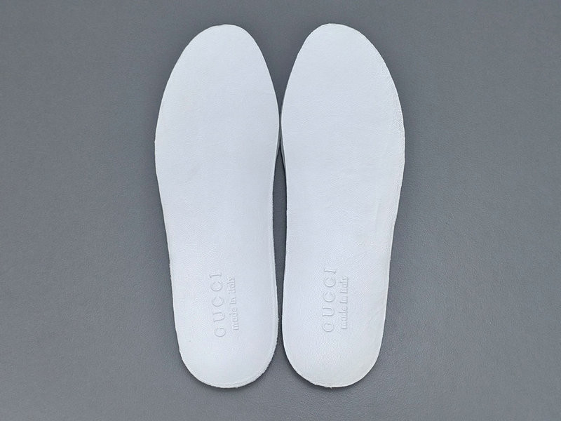 G*u*i re-web sneakers