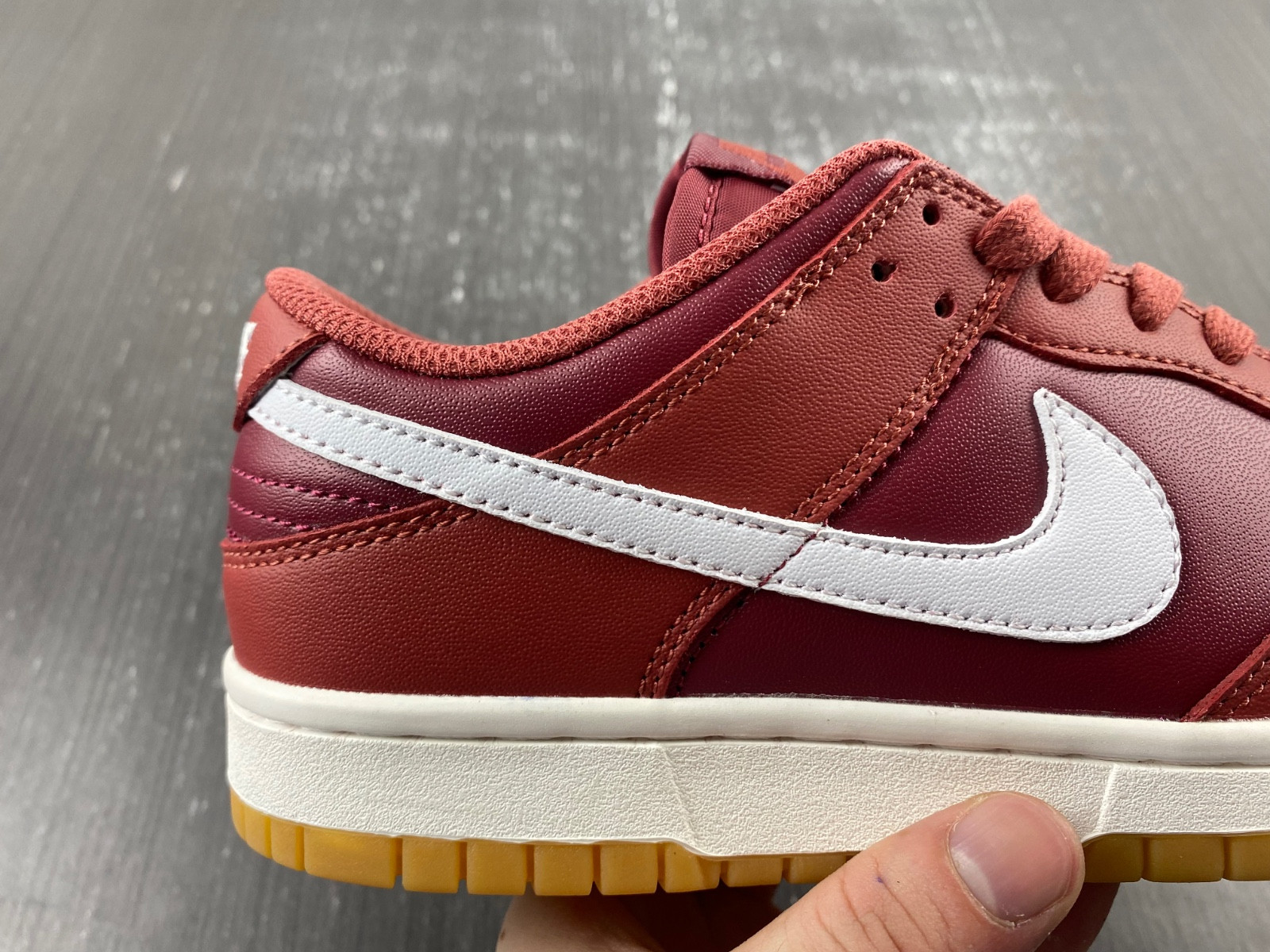 Dunk Low With Hits Of “Desert Berry”DD1503-603