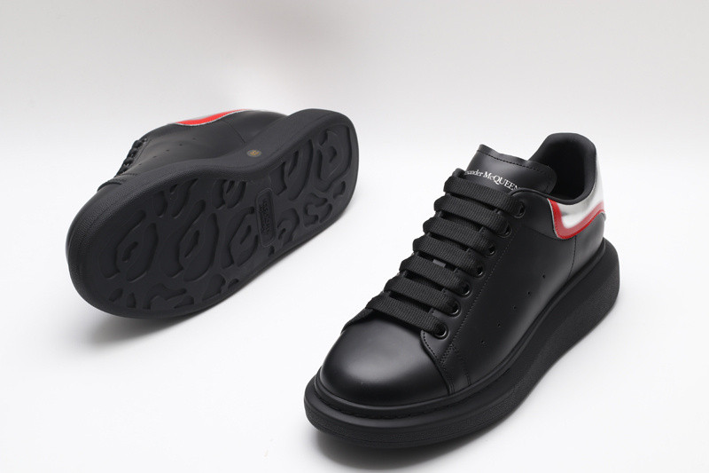 ALEXANDER MCQUEEN SNEAKER