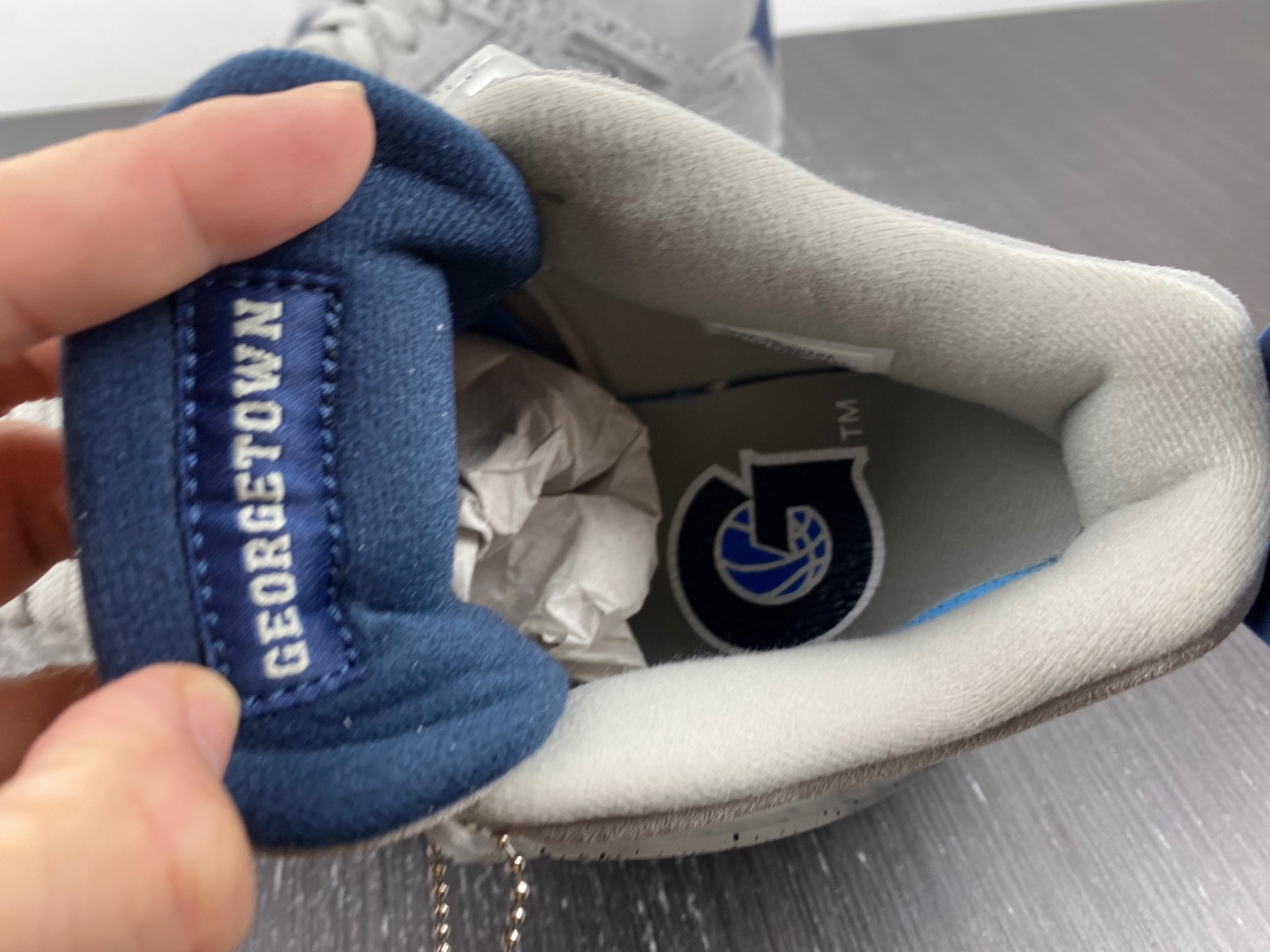 Jordan 4 Retro Georgetown (PE) AJ4-1043505