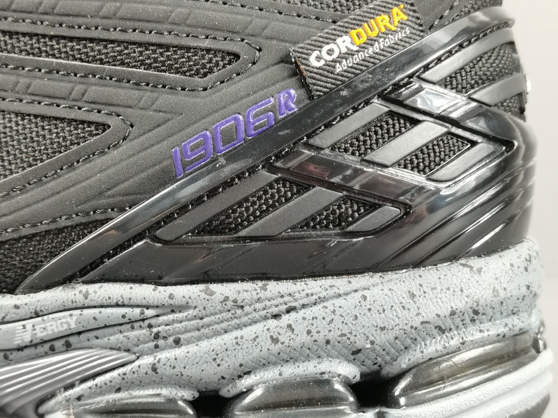 New Balance 1906R Cordura Pocket Black M1906ROC