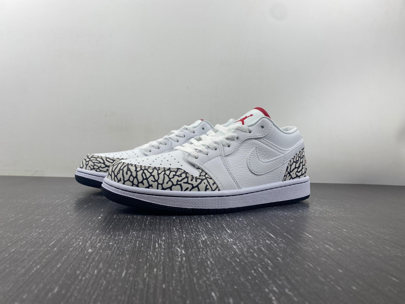 Jordan 1 Phat Low Cement Grey 338145-162