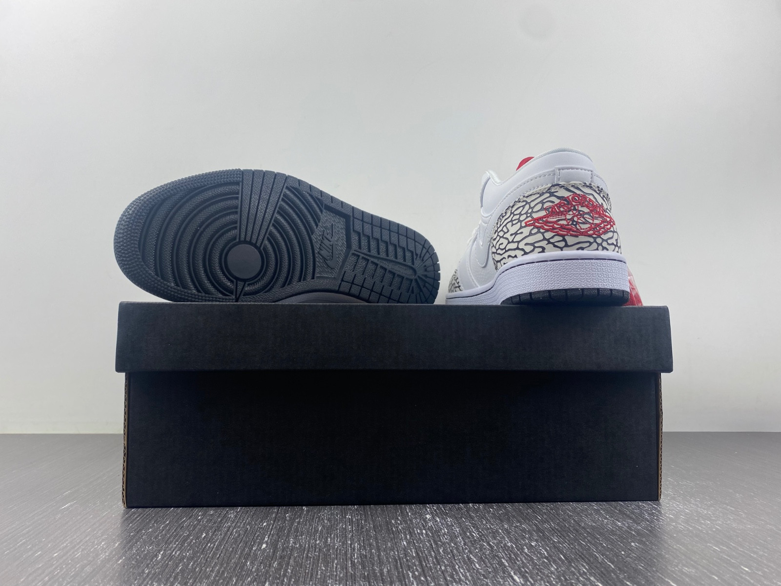 Jordan 1 Phat Low Cement Grey 338145-162