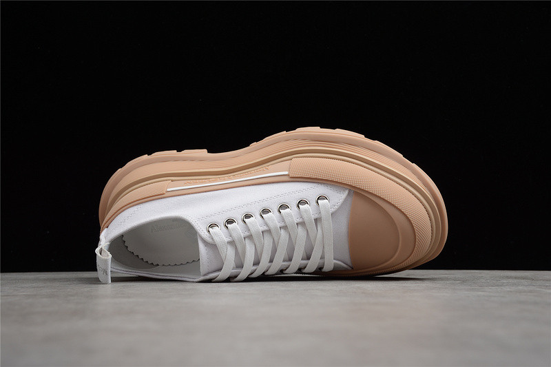 ALEXANDER MCQUEEN SNEAKER