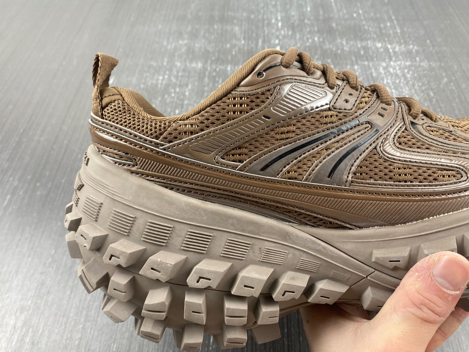 Ba*len*cia*ga bouncer chunky-sole sneakers