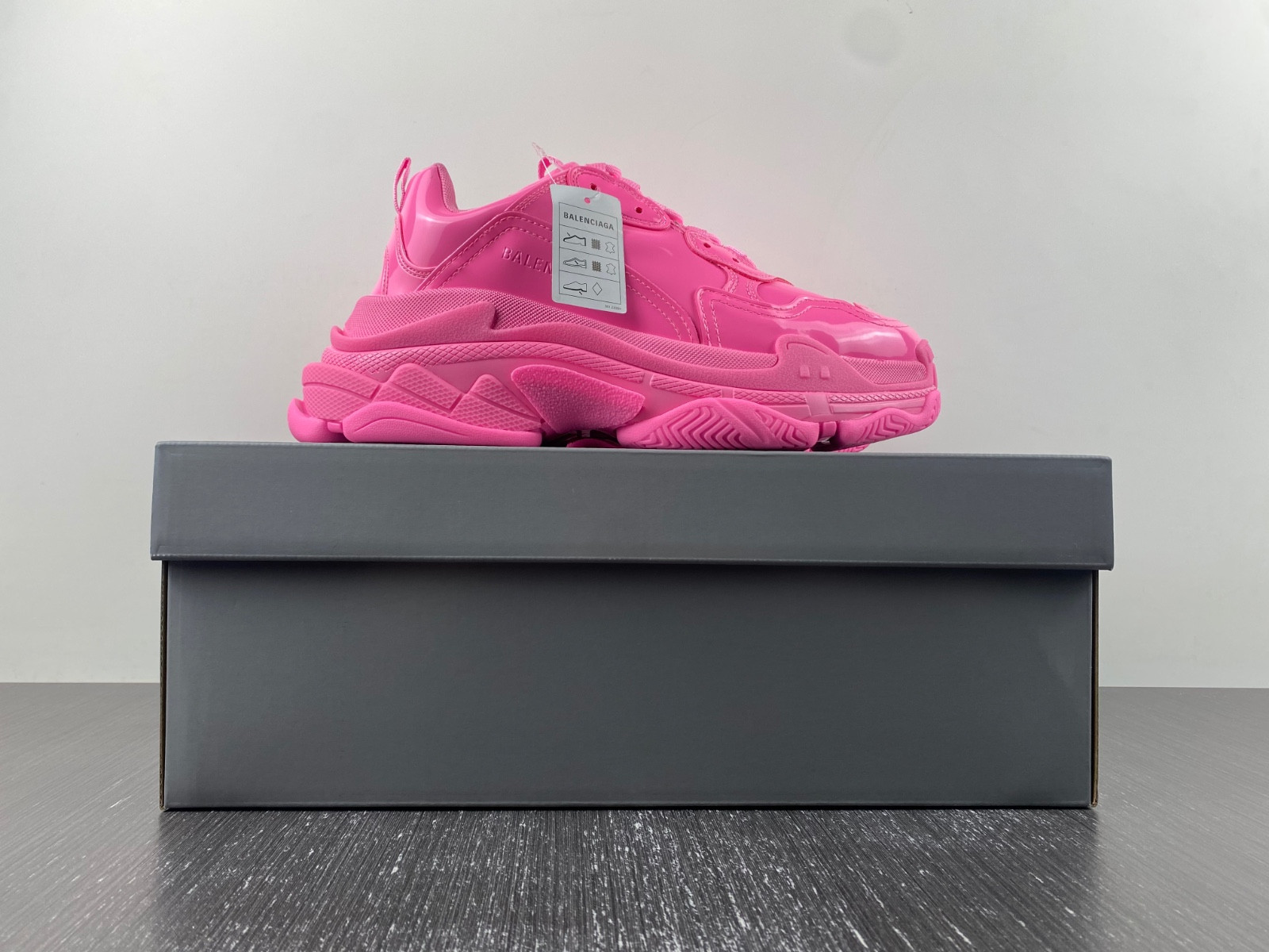 Ba*len*cia*ga triple s 734953 w2paa 5000