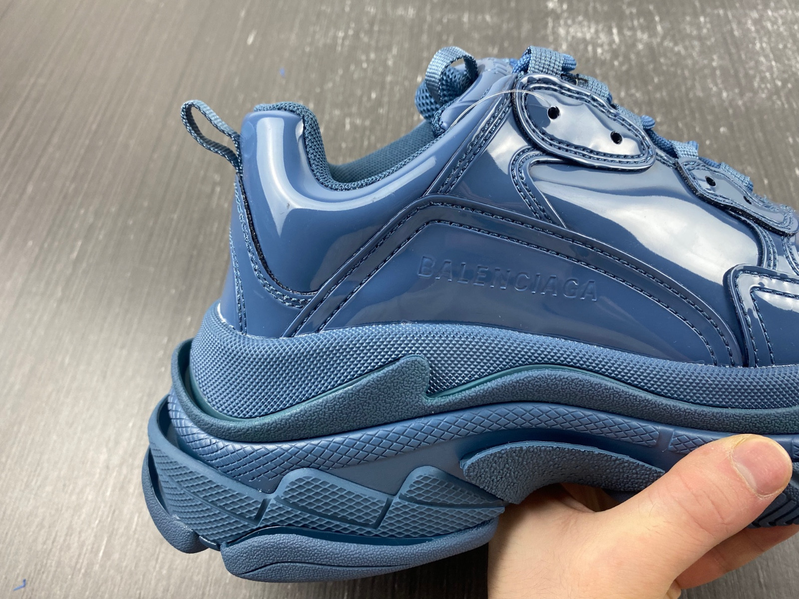 Ba*len*cia*ga triple s 734954 w2paa 4000