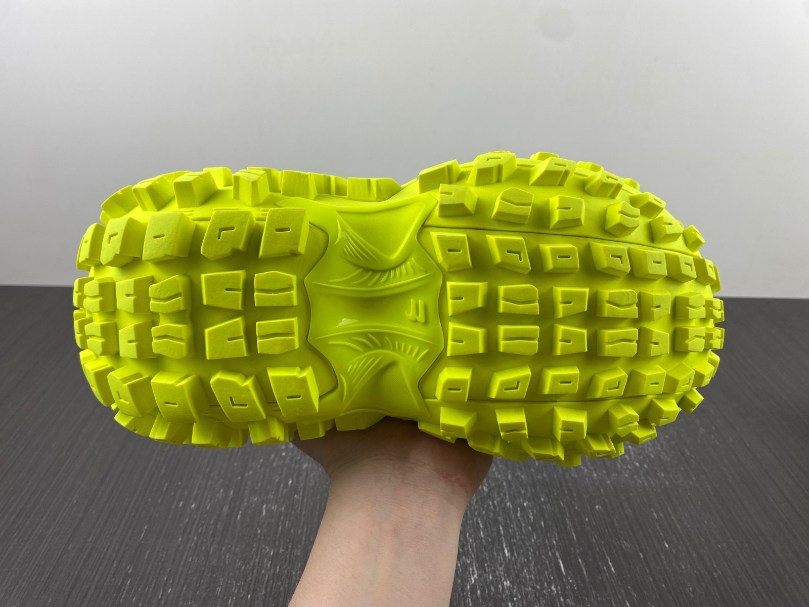 Ba*len*cia*ga bouncer chunky-sole sneakers