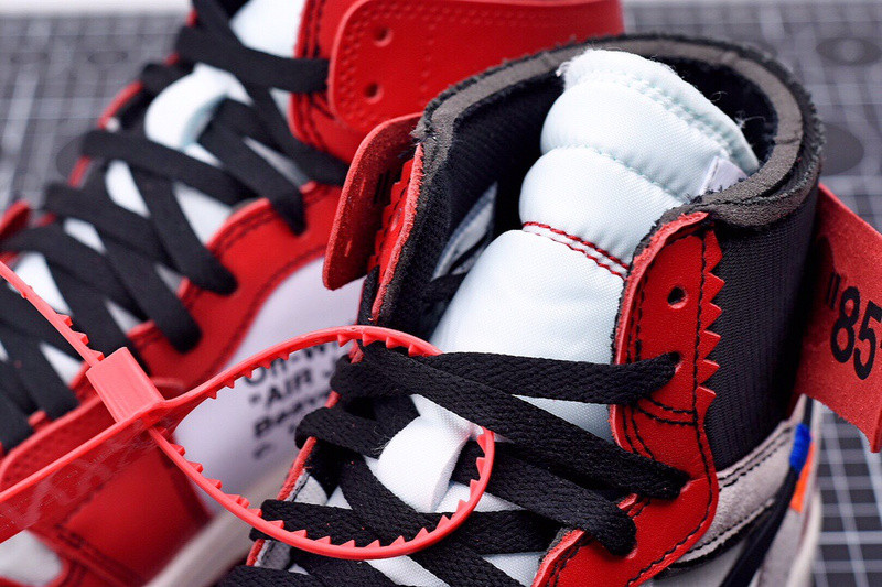 AIR JORDAN 1 RETRO HIGH OW CHICAGO AA3834-101