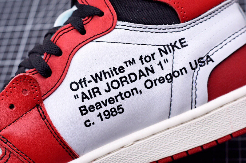 AIR JORDAN 1 RETRO HIGH OW CHICAGO AA3834-101