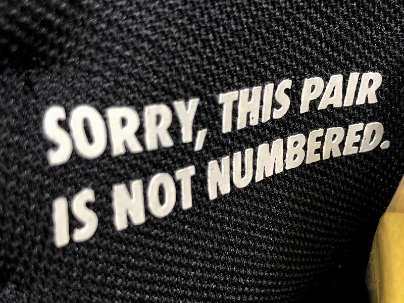 AIR JORDAN 1 NO LS VARSITY MAIZE 861428-107