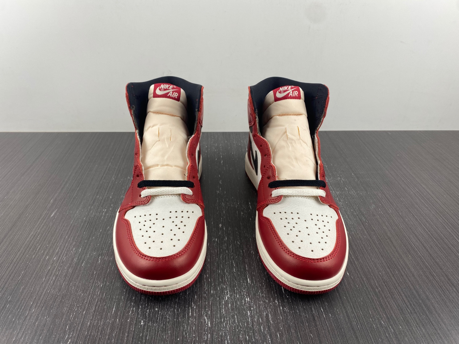 Jordan 1 Retro High OG Chicago Lost and Found DZ5485-612